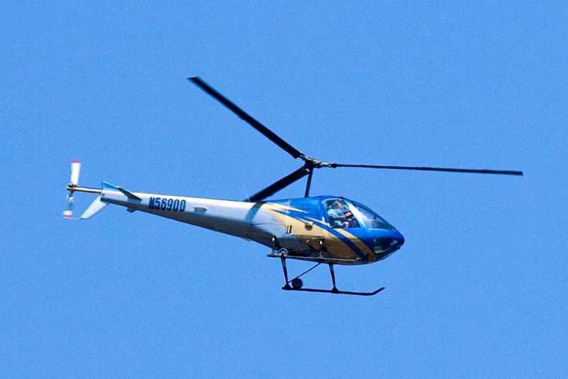 Enstrom 280C Shark N5690D