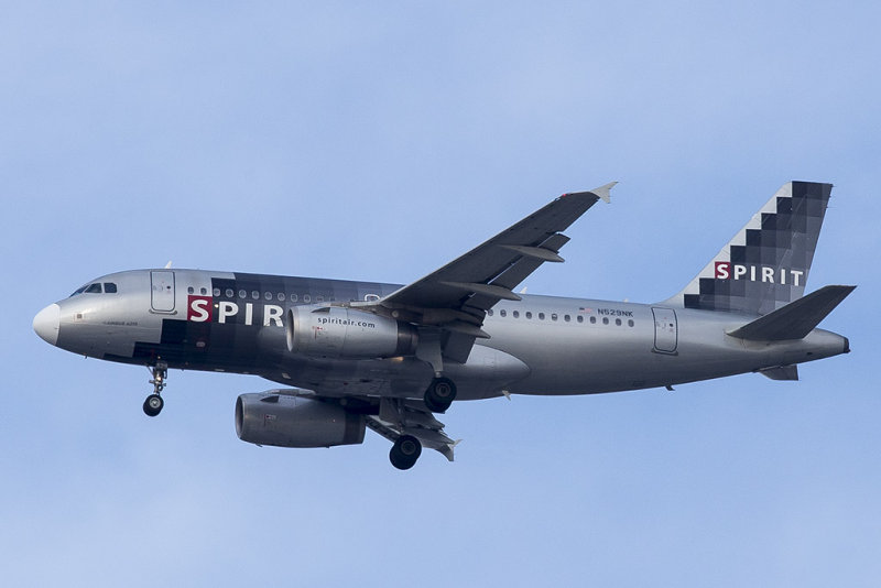 10/6/2013  Spirit Airlines Airbus 319-132 N529NK