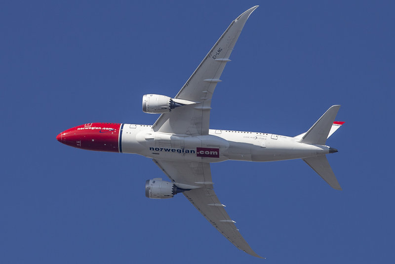 6/17/2014  Norwegian Long Haul AS Boeing 787-8 Dreamliner EI-LNC
