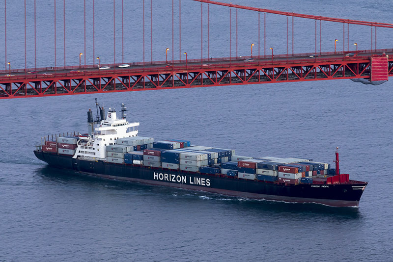 10/01/2014  Pacific Horizon Container Ship IMO 7617890 sailing under the Golden Gate Bridge