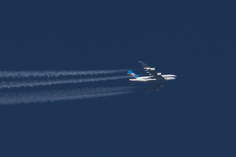 11/07/2014  China Southern Airlines Airbus A380-841 B-6140 at 39,000ft