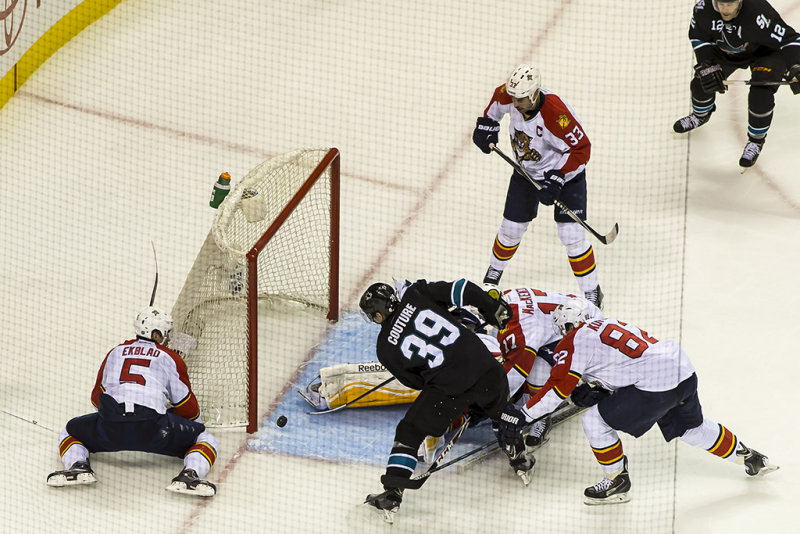 Goal by Logan Couture DA0T8817.jpg