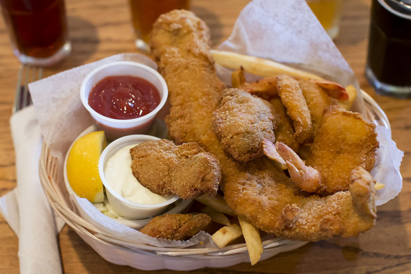 Beer Battered Shrimp, Fish and Oyster Combo