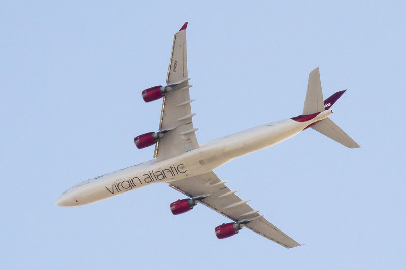 8/1/2015  Virgin Atlantic Airways Airbus A340-642 Varga Girl G-VGAS