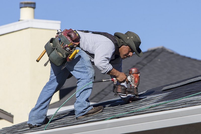 Installing CertainTeed Landmark Thunderstorm Gray roof shingles