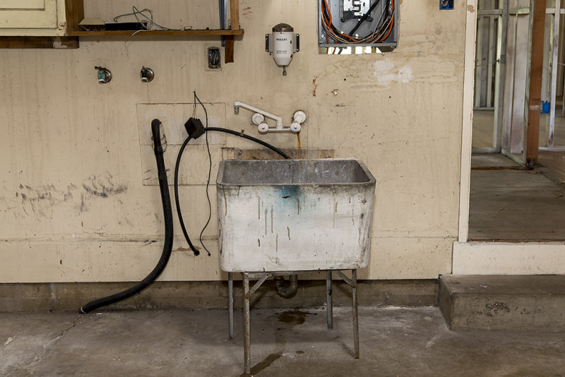disconnect wash sink