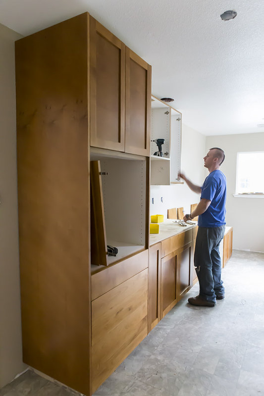 Kitchen cabinet installation
