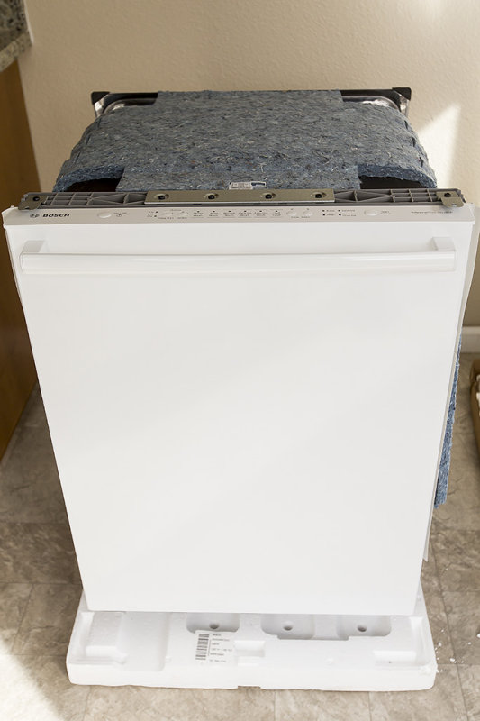 Bosch 24 inch Dishwasher SHX3AR72UC