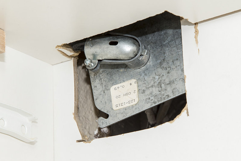Oven electrical juction box