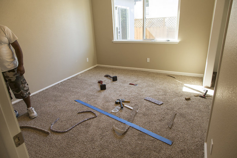 Installing carpet in bedroom 3