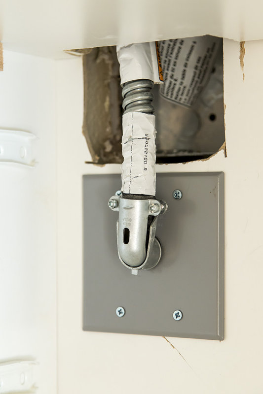 Oven electrical juction box