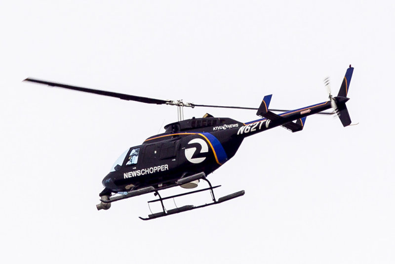 KTVU 2 Newschopper  Bell 206-L4 N62TV hovering over Eden Medical Center