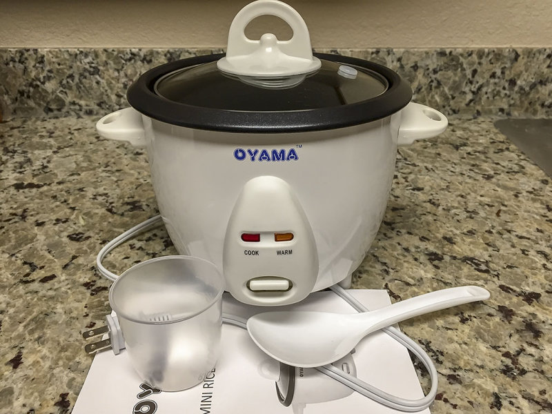 2/8/2017  Oyama Mini Rice Cooker CNR-A01U 3 Cups