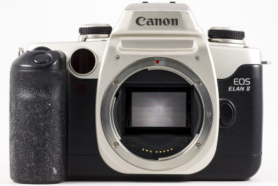 Canon EOS Elan II  35mm Automatic Focus SLR