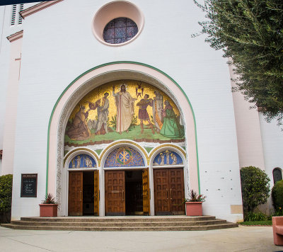 front of St Philips Catholic church Pasadena CA _Z6A4581.jpg