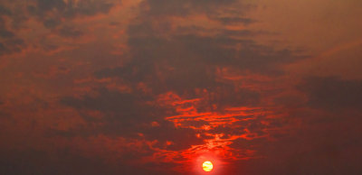 red cloud sunset  _Z6A6249.jpg