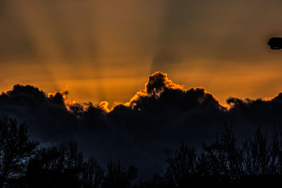 Sunset clouds sun rays orange _Z6A9286.jpg