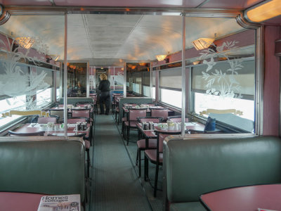 Tundra Train - Dining car