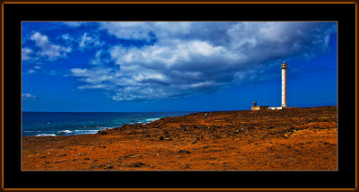 8-=-IMG_5585-=-Lighthouse.jpg
