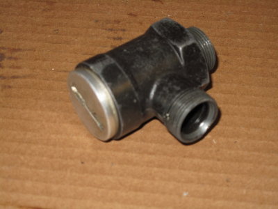 911 RSR Oil Thermostat & Oil Pressure Relieve Valve, OEM