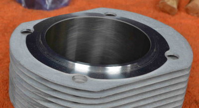 906 Pistons and Alloy Nikasil Cylinders - Photo 4