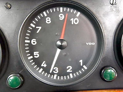 914-8 VDO 10K Chronometric Mechanical Tachometer