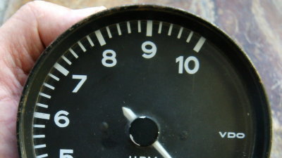 Porsche VDO 10K Mechanical Magnetic Tachometer (1:4 Drive Ratio) - Photo 11