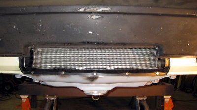 Installation - Front Oil Cooler Steel Cover, Screen & Lower Support - Photo 15