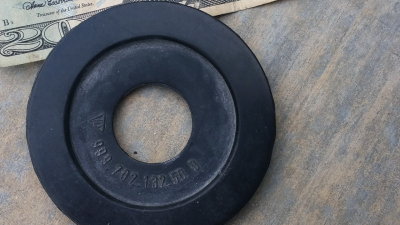 Seal - Rubber Grommet for Oil Line, NOS, Qty 1 - pn 999.702.132.50