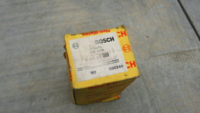 NOS #2 - BOSCH Twin Ignition Coil, pn 0.221.121.001, Date Code: 749 Sep/87 - Photo 1