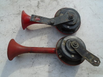 BOSCH Sport FanFaren Dual Tone 12v Electric Horns One Not Working eBay - Photo 2