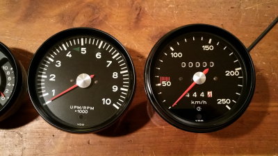 Early Euro 911 Porsche VDO OEM Gauges Restored - Photo 7