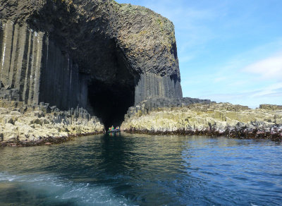 0052: Entering Fingal's Cave