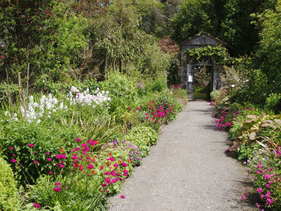0612: Up the garden path