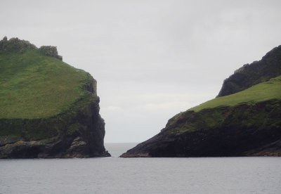 The gap between Dun and Hirta