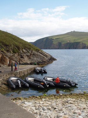 Landing at the Muckleflugga Shorestation