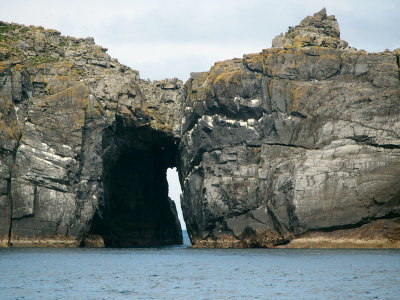 697 Arch through Dun