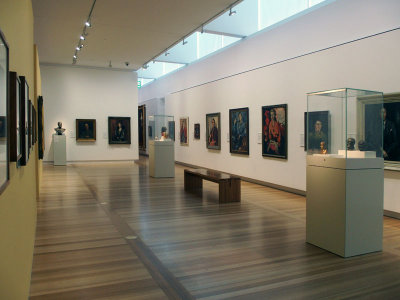 3501: In the National Portrait Gallery
