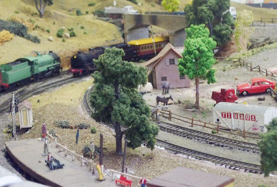 Detailed model layout