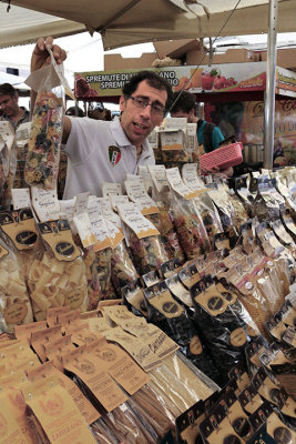 IMG_1814 How many kinds of pasta ? jpg
