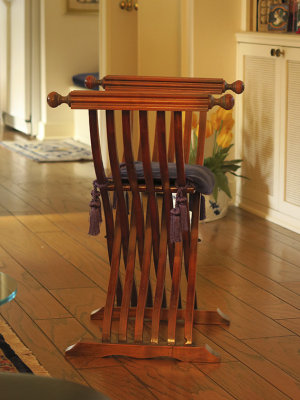 IMG_0025.Savanarola chair .jpg