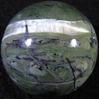 0.87: Green Cat's Eye Opalite - Brazil