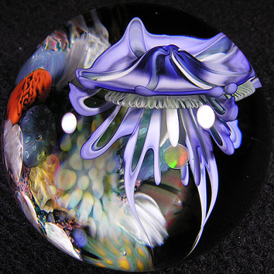 It's a beautiful jelly with its opal inside