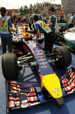 Daniel Ricciardo winning car