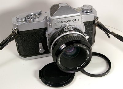 Nikkormat SN FT 4151388 and Trains, 102713