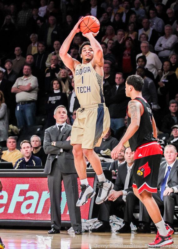 Georgia Tech G Jackson takes an open three pointer