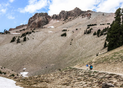 The trail to Lassen Peak (Vulcans Castle on the left) in Lassen Volcanic National Park