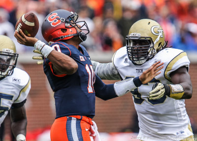 Georgia Tech DE Dieke hurries the throw by Syracuse QB Hunt