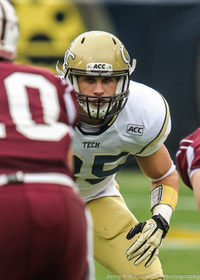 Yellow Jackets LB Marcordes zeros in on the Bulldogs backfield