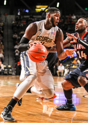 Georgia Tech F Carter attempts to drive on Illinois G Rice